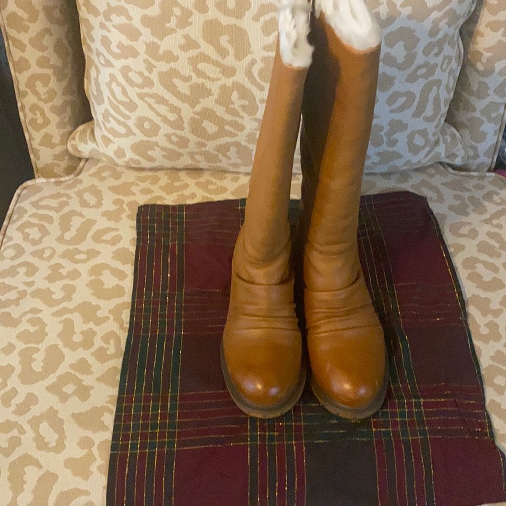 Tan leather wide calf fur lined boots
